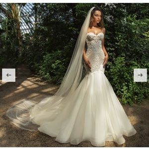 SOLD 
BNWT Wedding Dress Wona Concept -Jaclyn